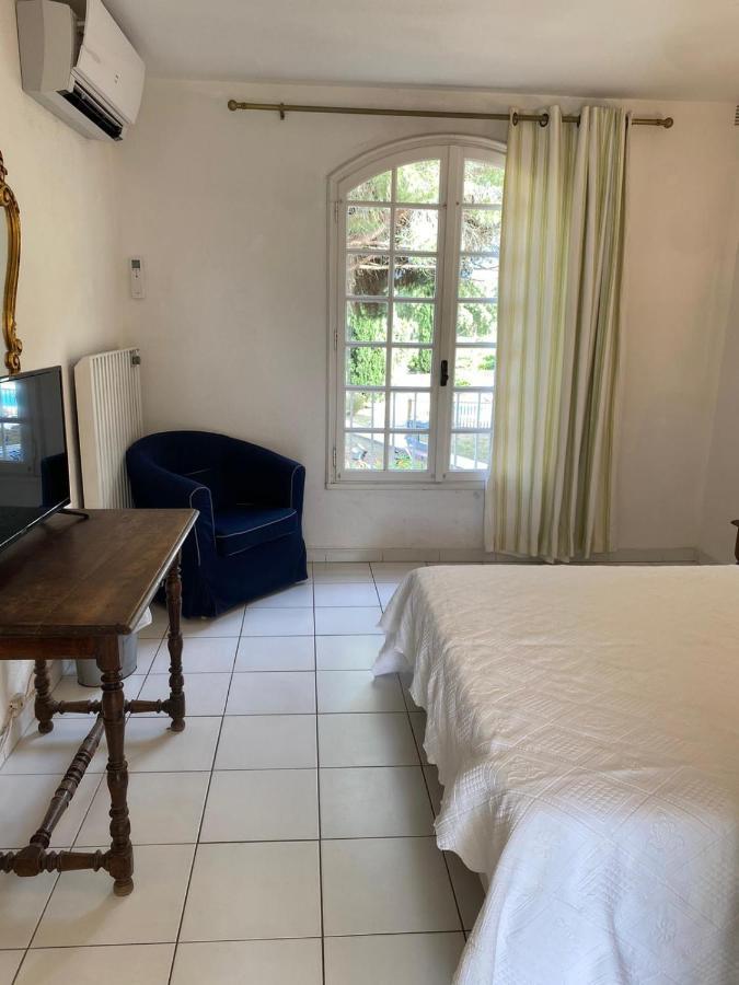 Camp De Base Dei Marres Hotel Ramatuelle Bagian luar foto