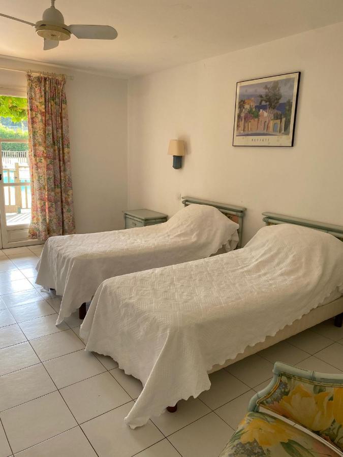Camp De Base Dei Marres Hotel Ramatuelle Bagian luar foto