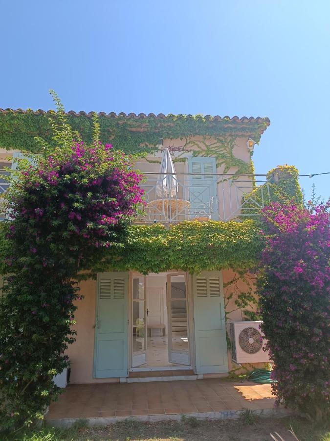 Camp De Base Dei Marres Hotel Ramatuelle Bagian luar foto